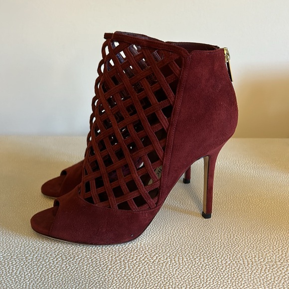 Jimmy Choo Dane Peep Toe Caged Heeled Booties Red Burgundy Size 37 or 6.5 - Picture 3 of 7